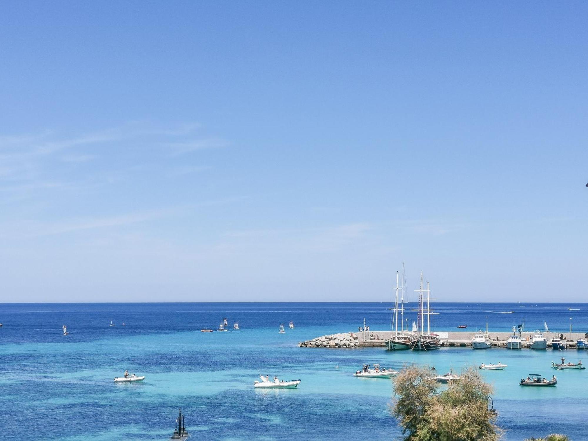 B&B Una Terrazza Sul Golfo Di Sferracavallo Exterior foto